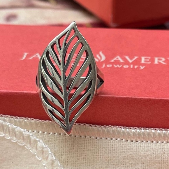 James Avery Open leaf ring